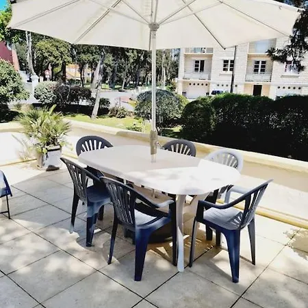 Les Ecureuils Du Parc A 400 M De La Plage Vakantiehuis *